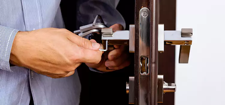 Commercial Door Lock Repair Aventura
